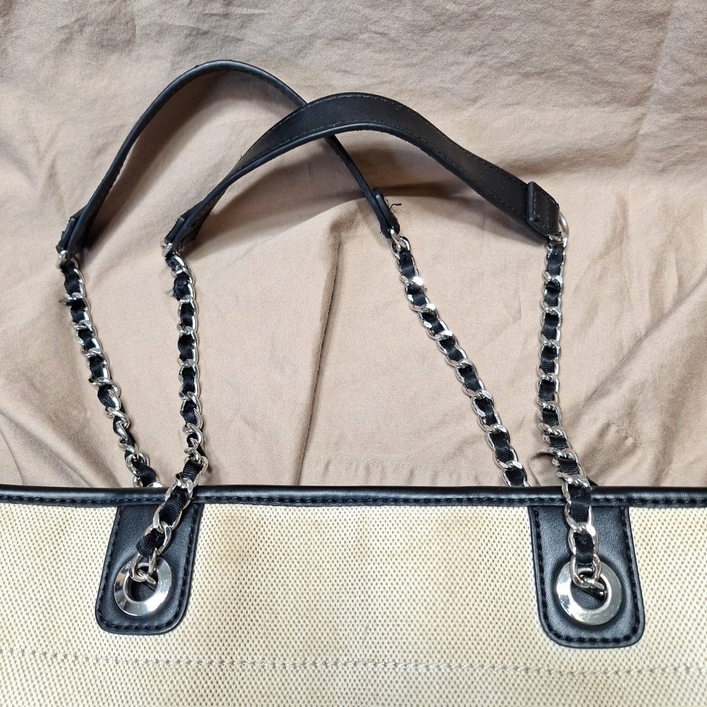 Vintage Guess Canvas Tote w Chain Handles 90s Retro Large Y2K Black Trim Metal - Picture 7 of 16